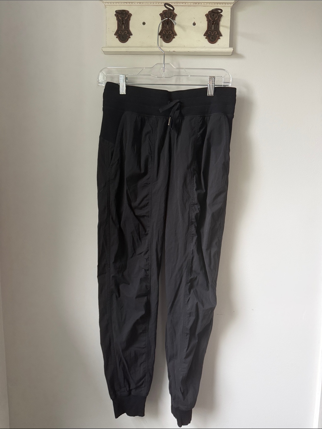 Lululemon Black Women's Dance Studio Jogger Track Mid Rise Pants